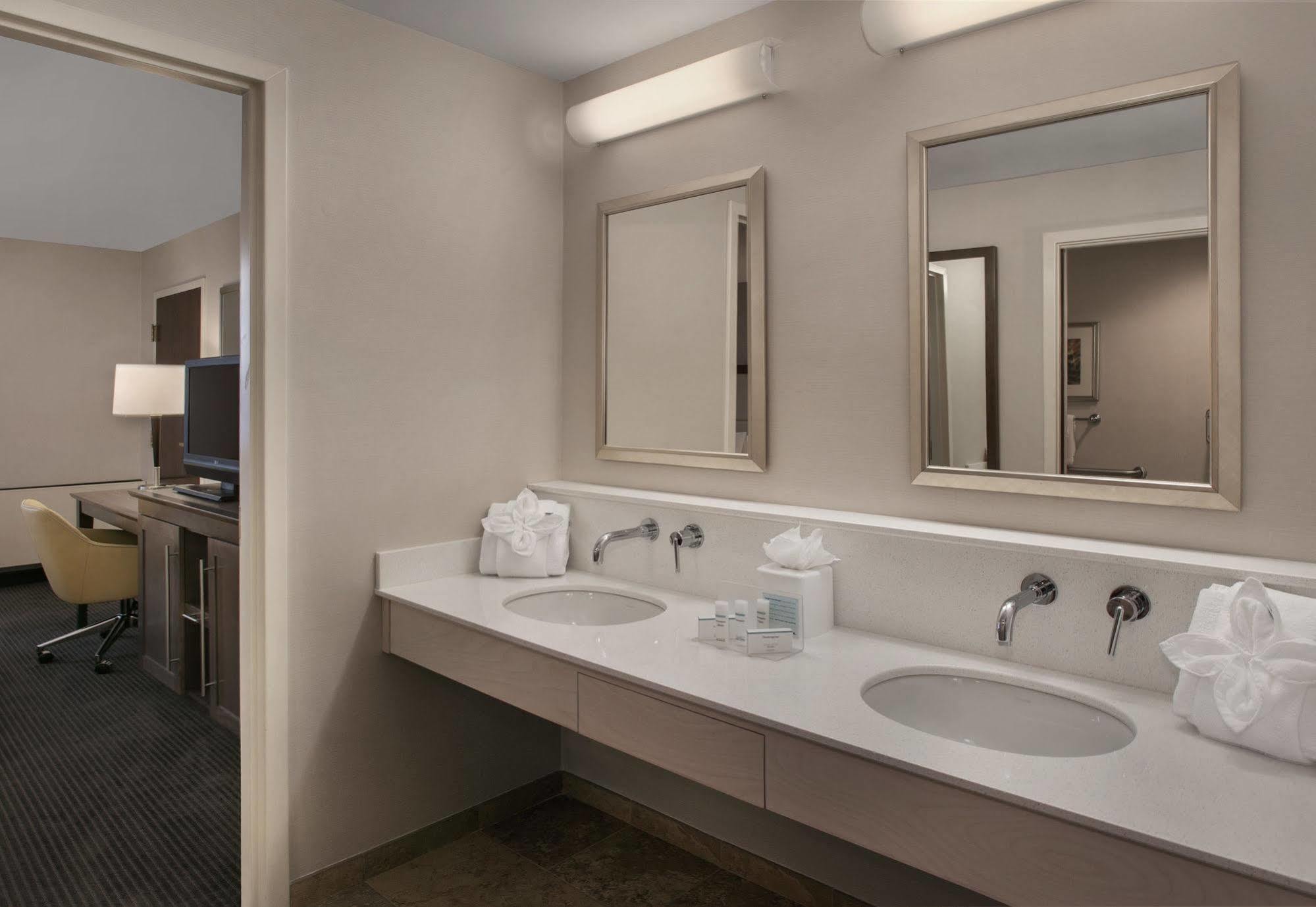 Hampton Inn & Suites Milwaukee Downtown Exteriér fotografie